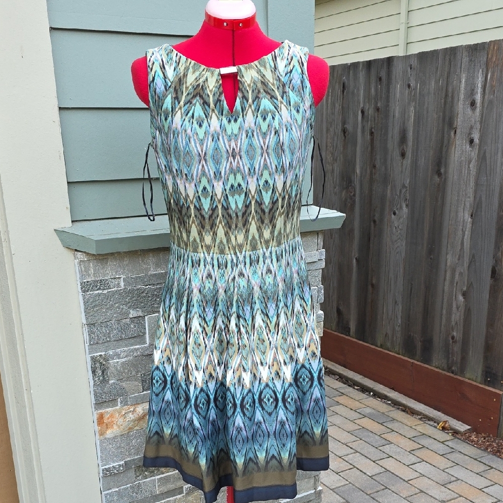 Gabby Skye Blue and Green Patterned Mini Dress